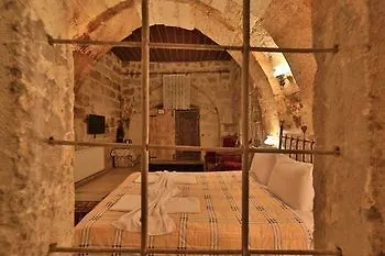 El Nazar And Cave 2*