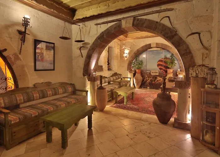 El Nazar And Cave 호텔