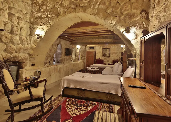 El Nazar And Cave 2*