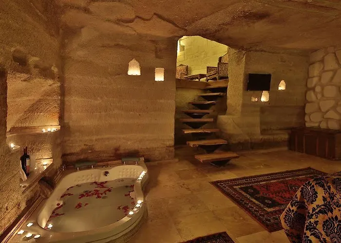 El Nazar And Cave 2* 괴레메